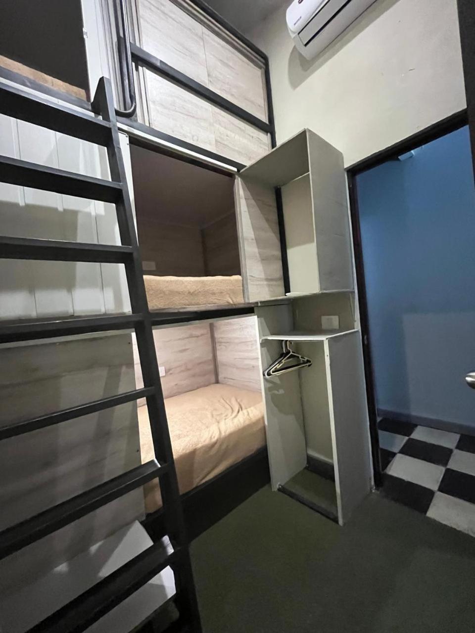 Hostel La Antigua Capsula Cartagena Ngoại thất bức ảnh